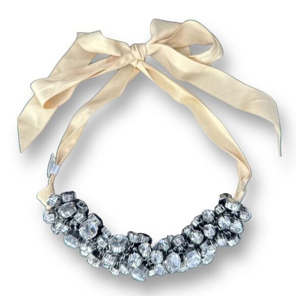 LOFT Jewelry - NWT LOFT Chunky Bulk of Rhinestones Link Ribbon Closure Necklace Adjustable